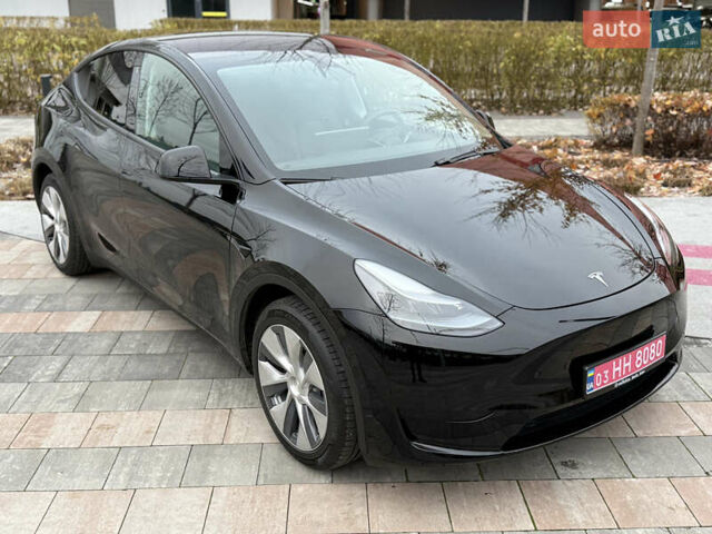 Черный Тесла Model Y, объемом двигателя 0 л и пробегом 48 тыс. км за 31500 $, фото 2 на Automoto.ua