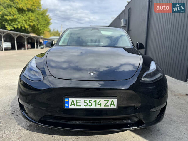 Черный Тесла Model Y, объемом двигателя 0 л и пробегом 2 тыс. км за 38300 $, фото 12 на Automoto.ua