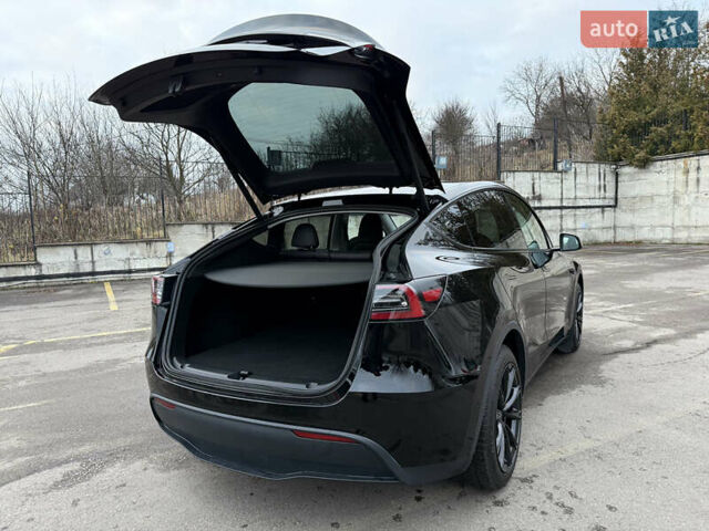 Черный Тесла Model Y, объемом двигателя 0 л и пробегом 19 тыс. км за 36500 $, фото 65 на Automoto.ua