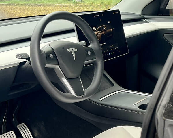 Черный Тесла Model Y, объемом двигателя 0 л и пробегом 71 тыс. км за 24400 $, фото 22 на Automoto.ua