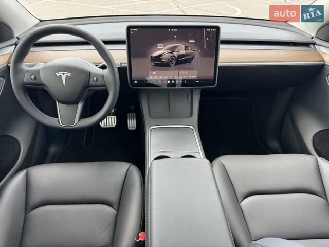 Черный Тесла Model Y, объемом двигателя 0 л и пробегом 10 тыс. км за 34700 $, фото 25 на Automoto.ua