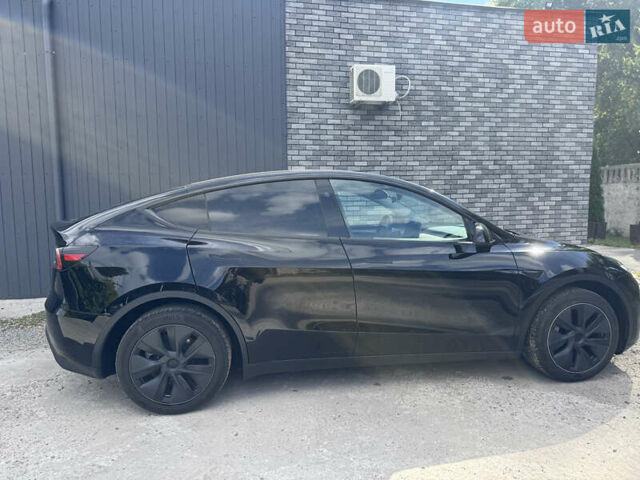 Черный Тесла Model Y, объемом двигателя 0 л и пробегом 2 тыс. км за 38300 $, фото 2 на Automoto.ua