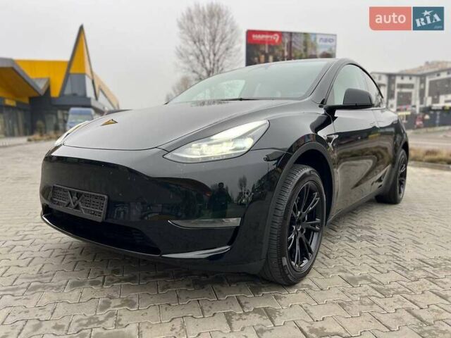 Черный Тесла Model Y, объемом двигателя 0 л и пробегом 19 тыс. км за 33000 $, фото 6 на Automoto.ua