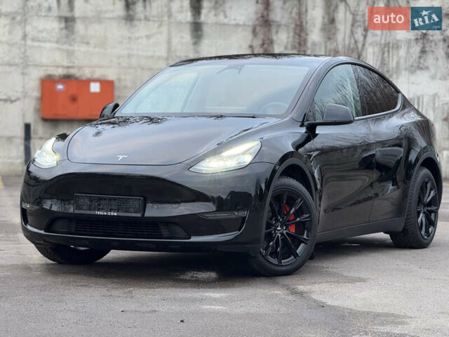 Черный Тесла Model Y, объемом двигателя 0 л и пробегом 19 тыс. км за 36500 $, фото 13 на Automoto.ua