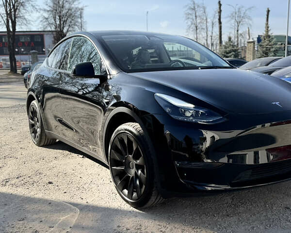 Черный Тесла Model Y, объемом двигателя 0 л и пробегом 1 тыс. км за 37500 $, фото 20 на Automoto.ua