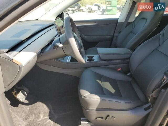 Черный Тесла Model Y, объемом двигателя 0 л и пробегом 10 тыс. км за 12500 $, фото 6 на Automoto.ua