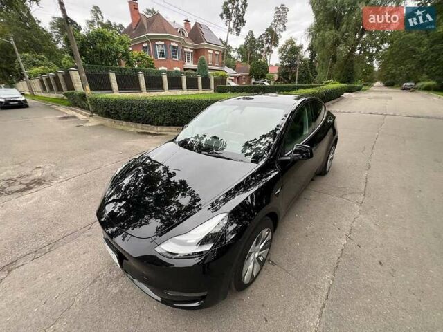 Черный Тесла Model Y, объемом двигателя 0 л и пробегом 4 тыс. км за 29999 $, фото 14 на Automoto.ua