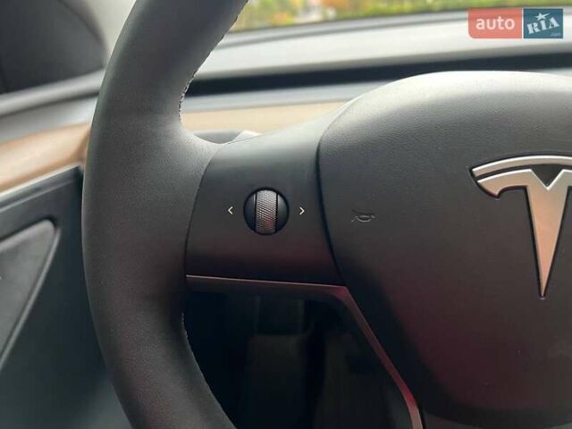Чорний Тесла Model Y, об'ємом двигуна 0 л та пробігом 9 тис. км за 32000 $, фото 31 на Automoto.ua