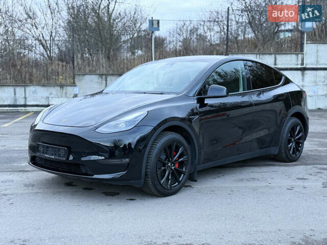Черный Тесла Model Y, объемом двигателя 0 л и пробегом 19 тыс. км за 36500 $, фото 92 на Automoto.ua