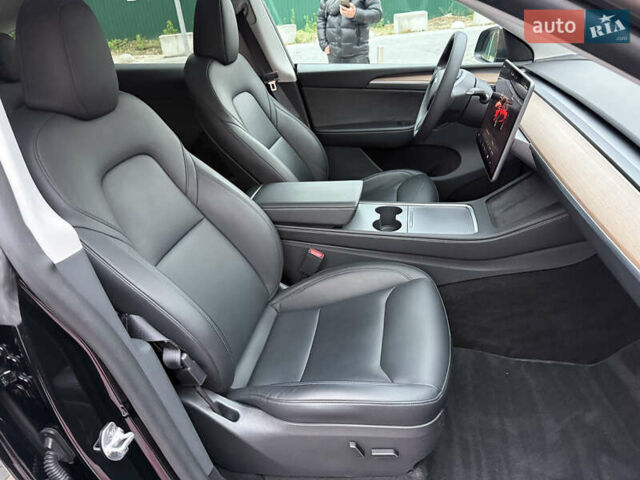 Черный Тесла Model Y, объемом двигателя 0 л и пробегом 48 тыс. км за 31500 $, фото 34 на Automoto.ua