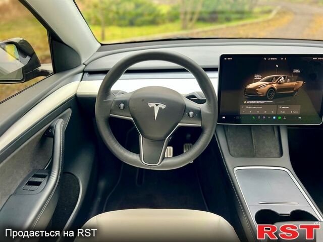 Черный Тесла Model Y, объемом двигателя 0.39 л и пробегом 71 тыс. км за 24400 $, фото 9 на Automoto.ua