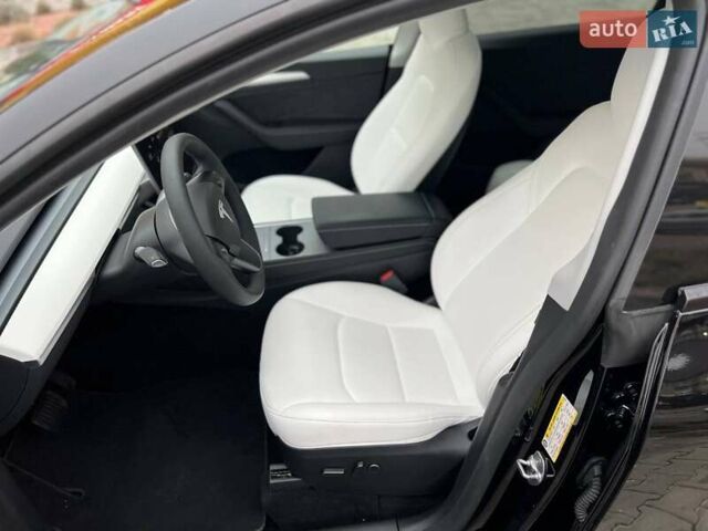 Черный Тесла Model Y, объемом двигателя 0 л и пробегом 19 тыс. км за 33000 $, фото 12 на Automoto.ua