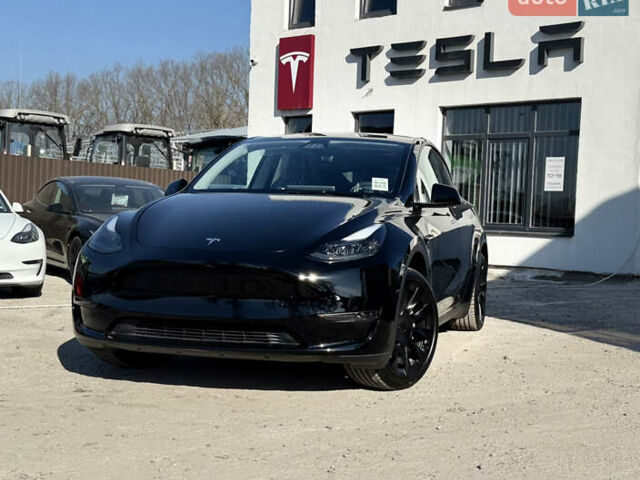 Черный Тесла Model Y, объемом двигателя 0 л и пробегом 1 тыс. км за 37500 $, фото 4 на Automoto.ua