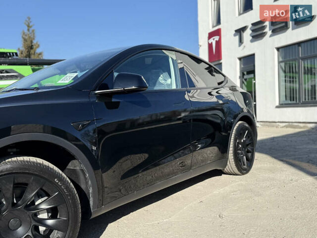 Черный Тесла Model Y, объемом двигателя 0 л и пробегом 1 тыс. км за 37500 $, фото 8 на Automoto.ua