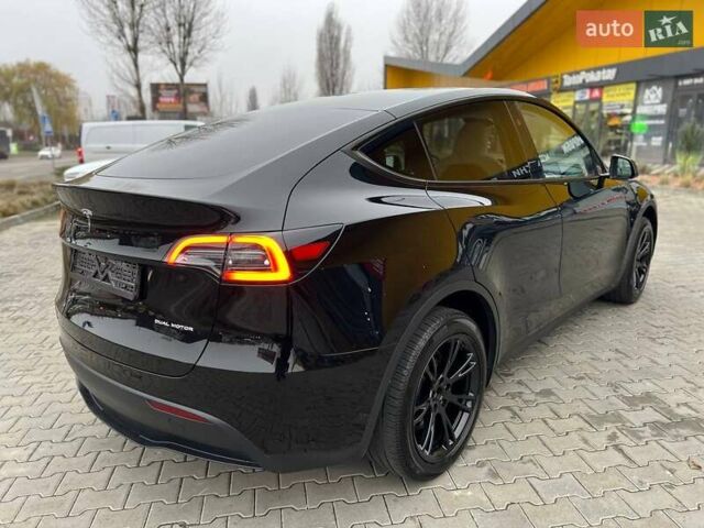 Черный Тесла Model Y, объемом двигателя 0 л и пробегом 19 тыс. км за 33000 $, фото 7 на Automoto.ua