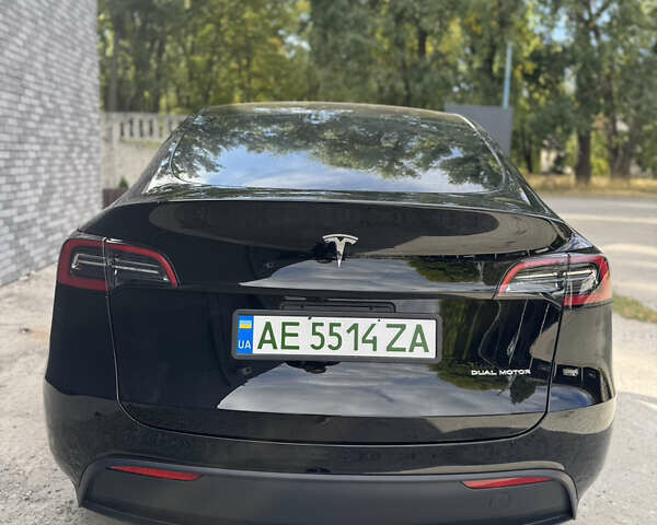 Черный Тесла Model Y, объемом двигателя 0 л и пробегом 2 тыс. км за 38300 $, фото 5 на Automoto.ua