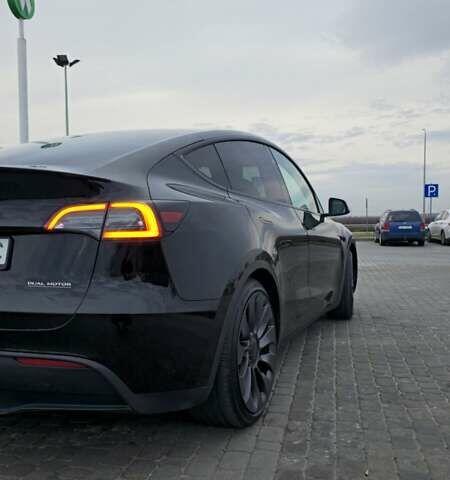 Чорний Тесла Model Y, об'ємом двигуна 0 л та пробігом 8 тис. км за 33000 $, фото 3 на Automoto.ua