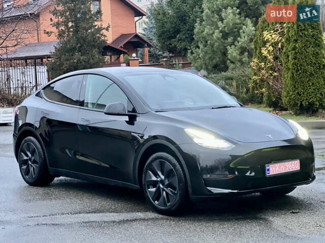 Черный Тесла Model Y, объемом двигателя 0 л и пробегом 5 тыс. км за 33800 $, фото 5 на Automoto.ua