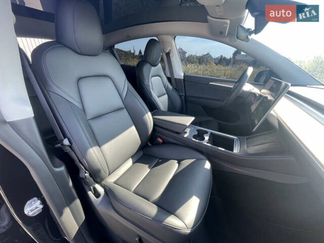 Чорний Тесла Model Y, об'ємом двигуна 0 л та пробігом 10 тис. км за 32200 $, фото 11 на Automoto.ua