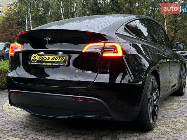 Черный Тесла Model Y, объемом двигателя 0 л и пробегом 10 тыс. км за 34900 $, фото 6 на Automoto.ua