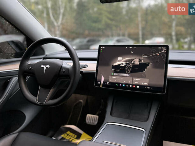 Черный Тесла Model Y, объемом двигателя 0 л и пробегом 10 тыс. км за 34900 $, фото 17 на Automoto.ua