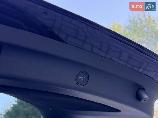 Черный Тесла Model Y, объемом двигателя 0 л и пробегом 4 тыс. км за 29800 $, фото 23 на Automoto.ua