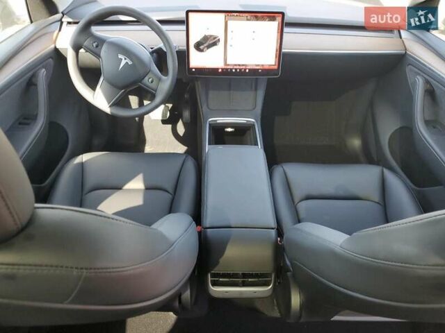 Черный Тесла Model Y, объемом двигателя 0 л и пробегом 10 тыс. км за 12500 $, фото 7 на Automoto.ua