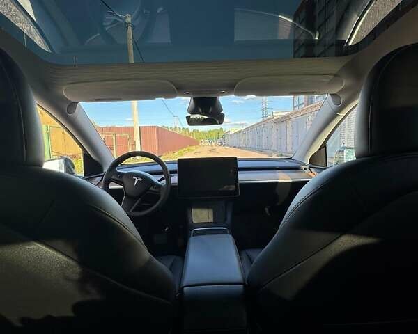 Черный Тесла Model Y, объемом двигателя 0 л и пробегом 7 тыс. км за 32000 $, фото 4 на Automoto.ua