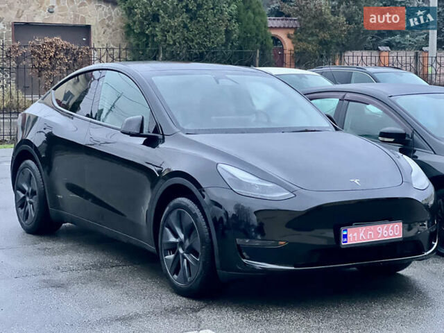 Черный Тесла Model Y, объемом двигателя 0 л и пробегом 5 тыс. км за 33800 $, фото 1 на Automoto.ua