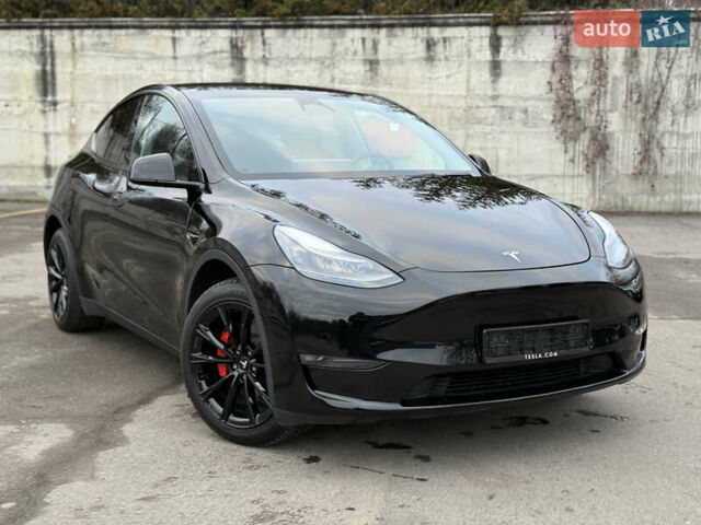 Черный Тесла Model Y, объемом двигателя 0 л и пробегом 19 тыс. км за 36500 $, фото 6 на Automoto.ua