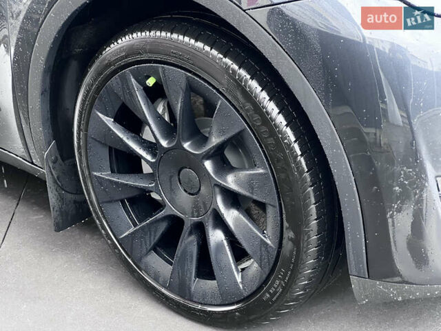 Черный Тесла Model Y, объемом двигателя 0 л и пробегом 24 тыс. км за 33000 $, фото 27 на Automoto.ua