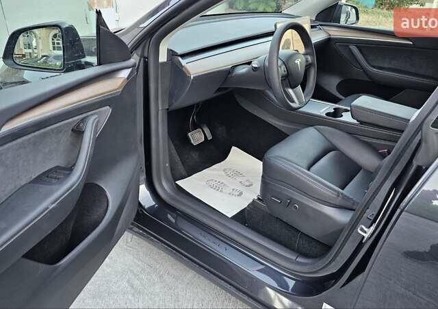 Чорний Тесла Model Y, об'ємом двигуна 0 л та пробігом 3 тис. км за 28300 $, фото 8 на Automoto.ua