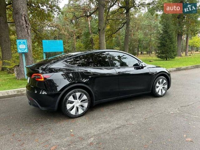 Чорний Тесла Model Y, об'ємом двигуна 0 л та пробігом 9 тис. км за 32000 $, фото 3 на Automoto.ua
