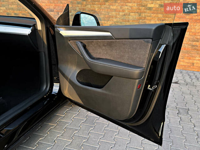 Чорний Тесла Model Y, об'ємом двигуна 0 л та пробігом 5 тис. км за 35000 $, фото 20 на Automoto.ua