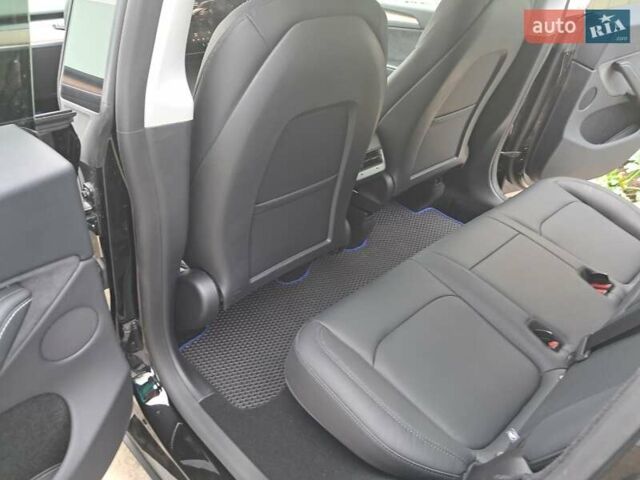 Черный Тесла Model Y, объемом двигателя 0 л и пробегом 21 тыс. км за 29000 $, фото 18 на Automoto.ua