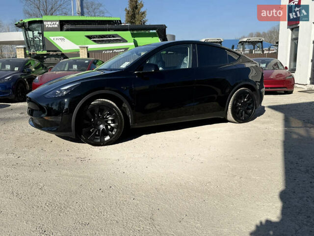 Черный Тесла Model Y, объемом двигателя 0 л и пробегом 1 тыс. км за 37500 $, фото 6 на Automoto.ua
