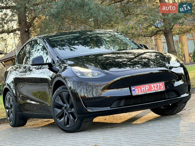 Черный Тесла Model Y, объемом двигателя 0 л и пробегом 4 тыс. км за 29800 $, фото 7 на Automoto.ua