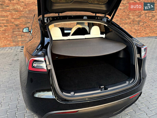 Чорний Тесла Model Y, об'ємом двигуна 0 л та пробігом 5 тис. км за 35000 $, фото 23 на Automoto.ua