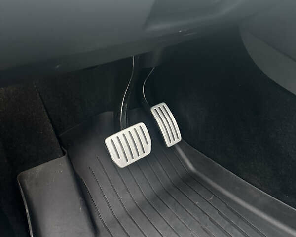 Чорний Тесла Model Y, об'ємом двигуна 0 л та пробігом 20 тис. км за 31900 $, фото 51 на Automoto.ua