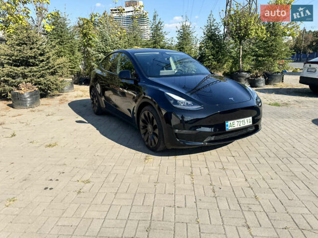 Черный Тесла Model Y, объемом двигателя 0 л и пробегом 32 тыс. км за 38000 $, фото 3 на Automoto.ua
