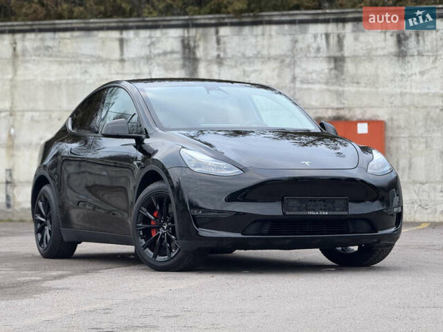 Черный Тесла Model Y, объемом двигателя 0 л и пробегом 19 тыс. км за 36500 $, фото 3 на Automoto.ua