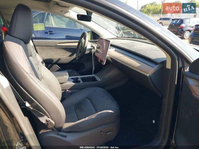 Чорний Тесла Model Y, об'ємом двигуна 0 л та пробігом 62 тис. км за 17800 $, фото 6 на Automoto.ua