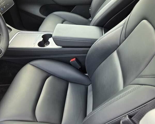 Чорний Тесла Model Y, об'ємом двигуна 0 л та пробігом 56 тис. км за 32000 $, фото 7 на Automoto.ua