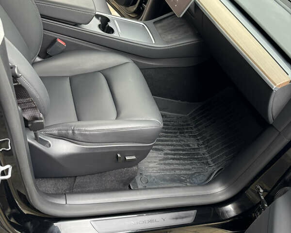 Тесла Model Y 2024 в Тернополе на Automoto.ua Черный Тесла Model Y, объемом двигателя 0 л и пробегом 13 тыс. км за 33500 $, фото 28 на Automoto.ua