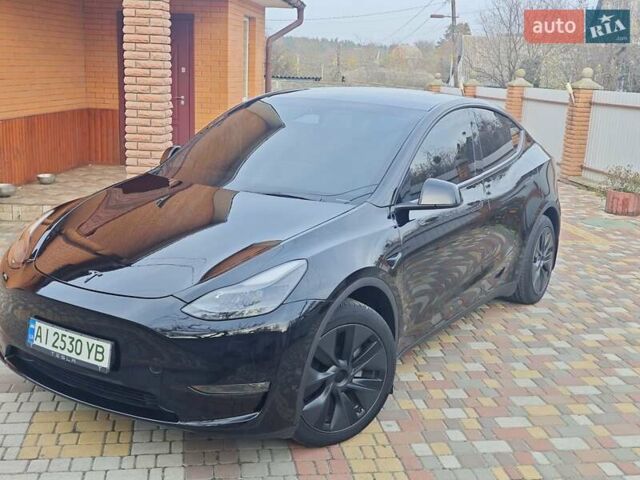 Черный Тесла Model Y, объемом двигателя 0 л и пробегом 13 тыс. км за 32000 $, фото 29 на Automoto.ua