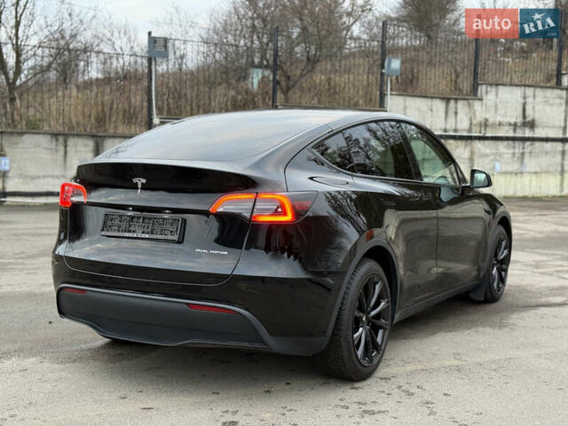 Черный Тесла Model Y, объемом двигателя 0 л и пробегом 19 тыс. км за 36500 $, фото 35 на Automoto.ua