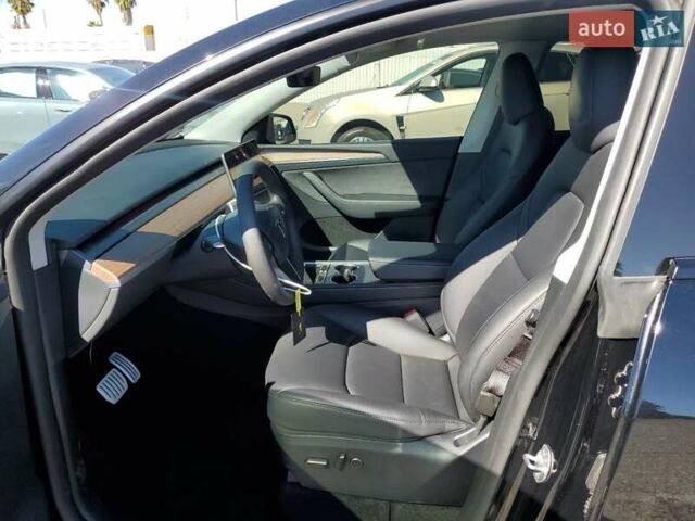Черный Тесла Model Y, объемом двигателя 0 л и пробегом 32 тыс. км за 12700 $, фото 6 на Automoto.ua