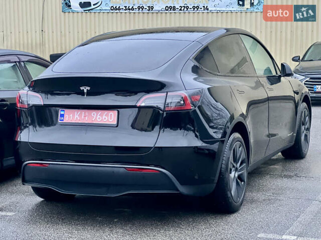 Черный Тесла Model Y, объемом двигателя 0 л и пробегом 5 тыс. км за 33800 $, фото 4 на Automoto.ua