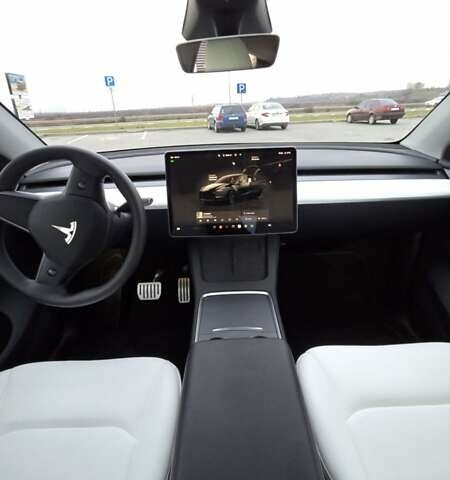 Чорний Тесла Model Y, об'ємом двигуна 0 л та пробігом 8 тис. км за 33000 $, фото 13 на Automoto.ua
