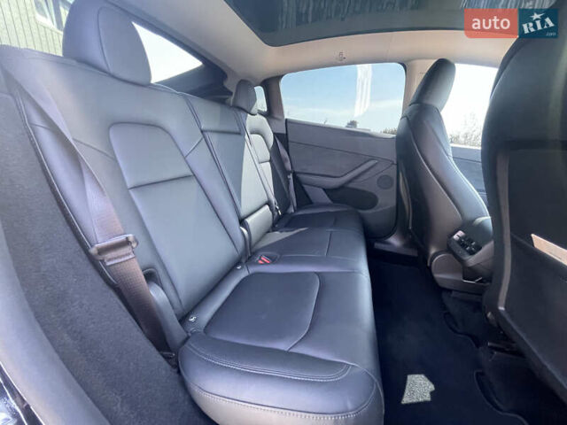 Чорний Тесла Model Y, об'ємом двигуна 0 л та пробігом 10 тис. км за 32500 $, фото 12 на Automoto.ua